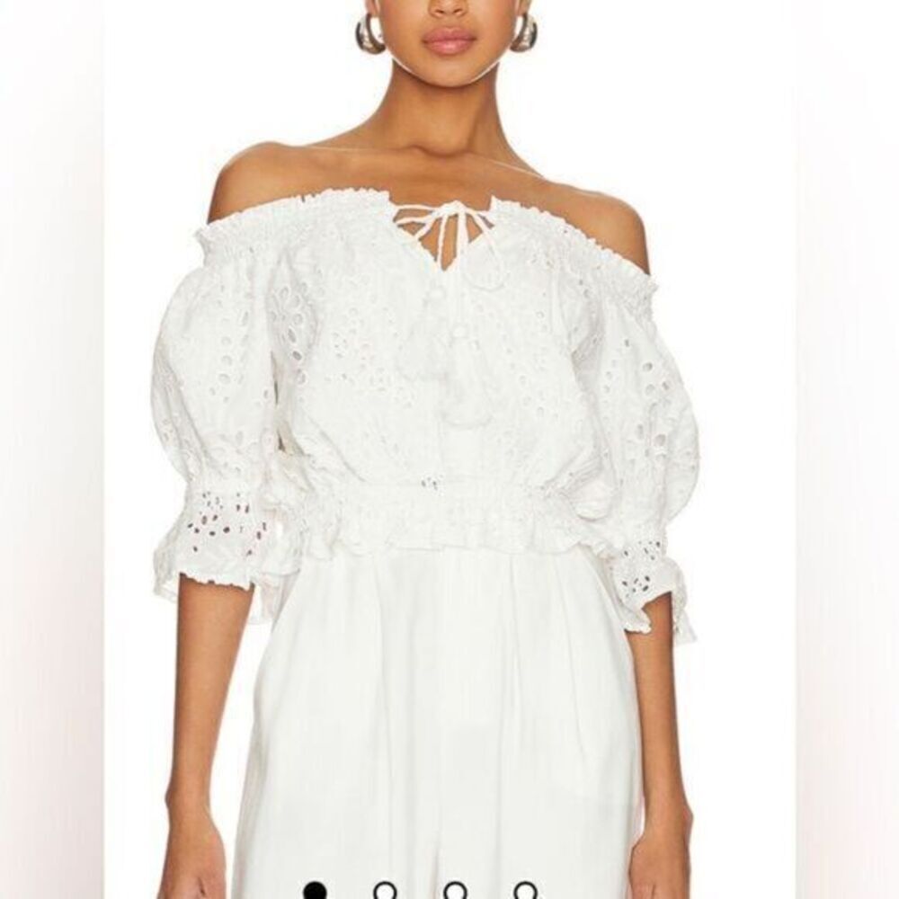 NWT Line & Dot Women’s Gia Off Shoulders Top Blouse Eyelet Fabric Off White - L
